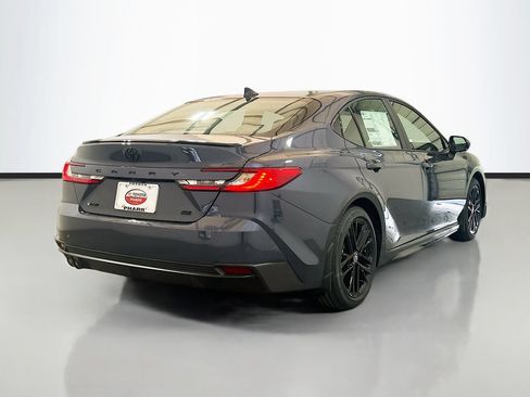 New 2026 Toyota Camry SE w/ Convenience Package FWD image 4