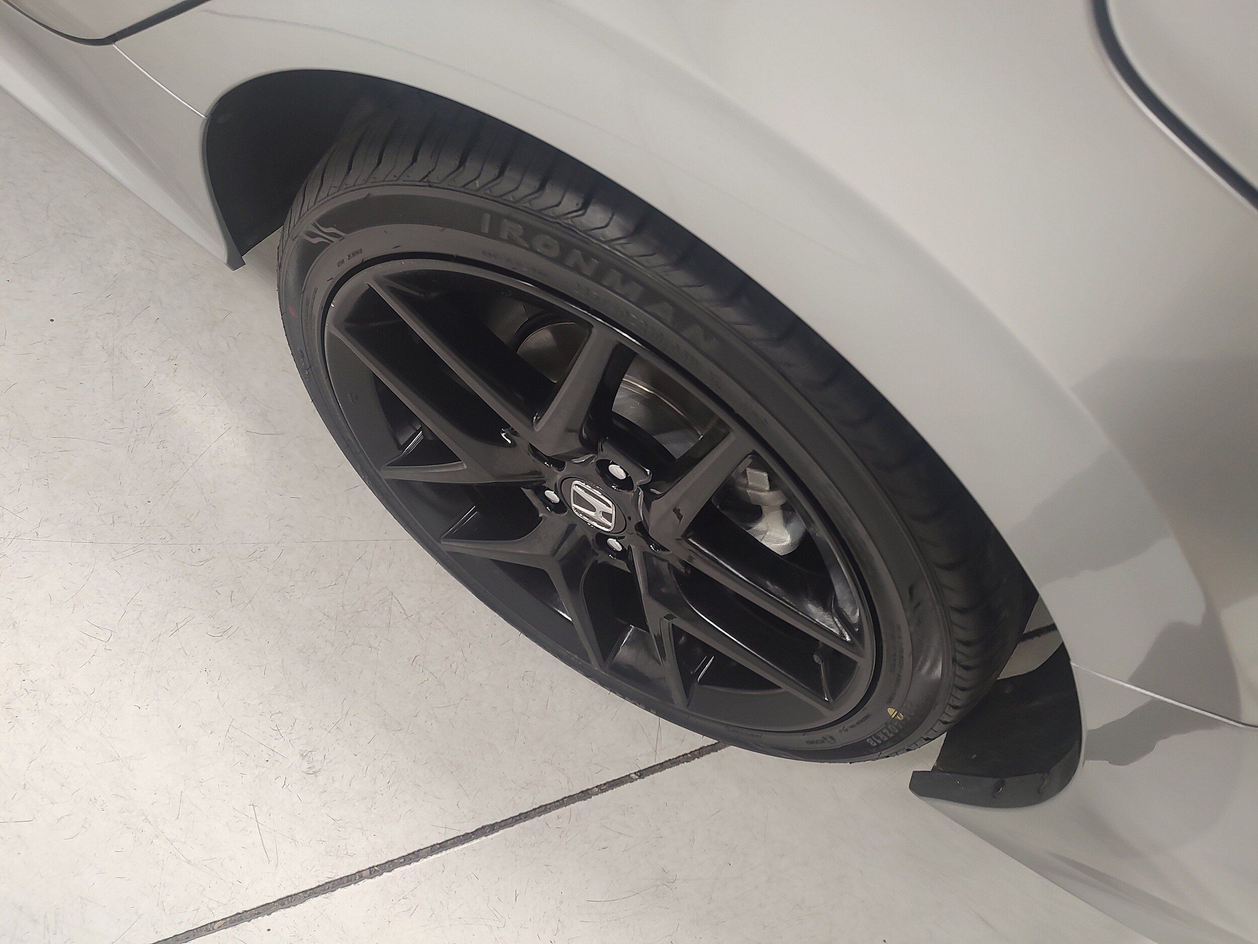Used 2025 Honda Civic Sport image 14