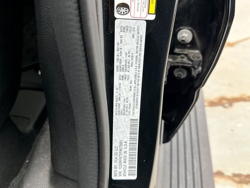 Used 2023 RAM 1500 Limited AWD/4WD image 25