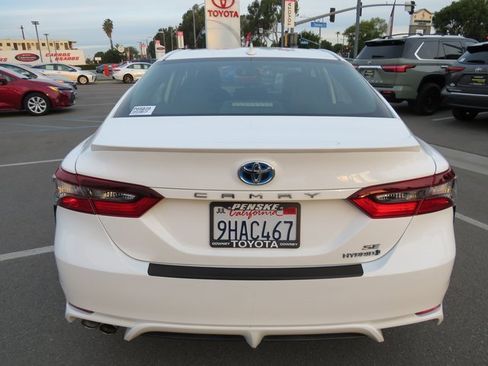 Certified 2023 Toyota Camry SE image 9