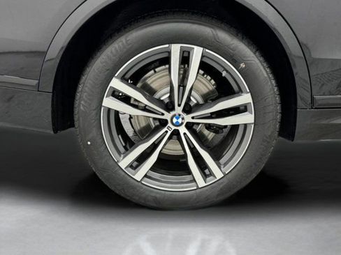 New 2026 BMW X7 xDrive40i w/ M Sport Package image 9