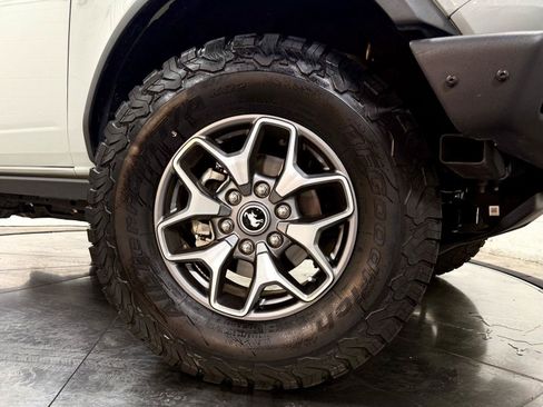 Used 2021 Ford Bronco Badlands AWD/4WD image 10