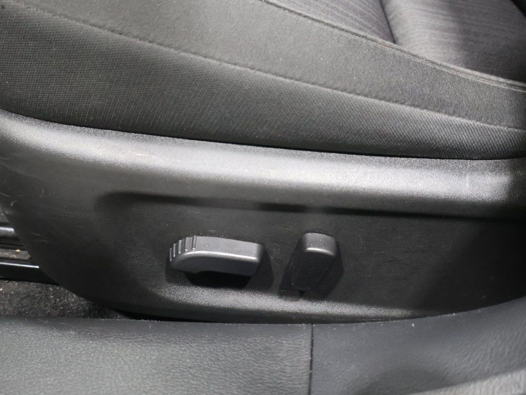 Used 2023 Nissan Altima 2.5 SV FWD image 11