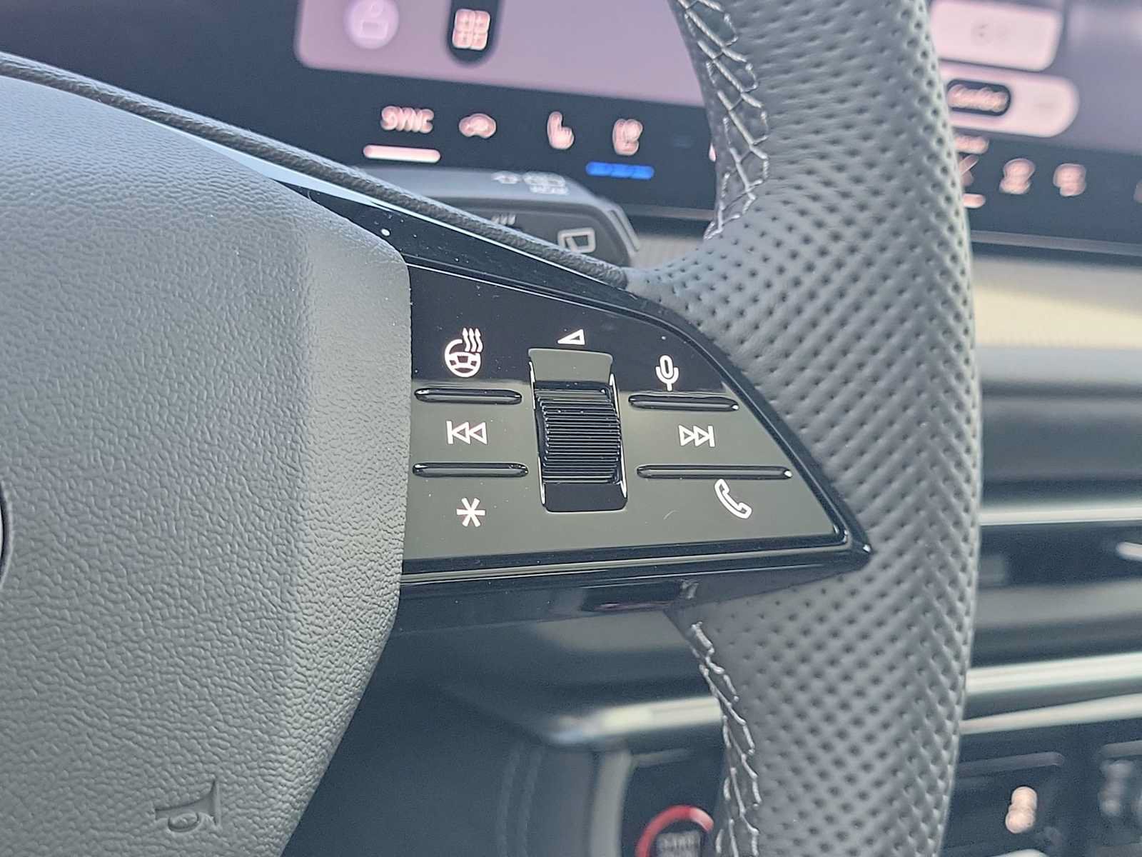 New 2026 Audi SQ5 Premium Plus AWD/4WD image 25