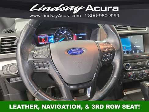 Used 2017 Ford Explorer XLT w/ Equipment Group 202A FWD image 14