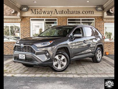 Used 2021 Toyota RAV4 XLE w/ Convenience Package