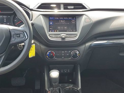 Certified 2023 Chevrolet TrailBlazer LS FWD image 24
