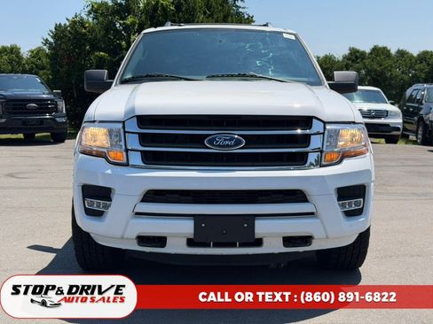 Used 2017 Ford Expedition XLT AWD/4WD image 2