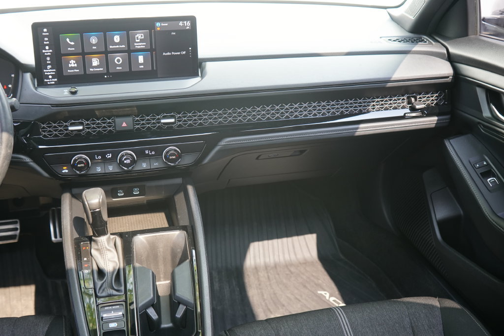 Used 2023 Honda Accord Sport image 23