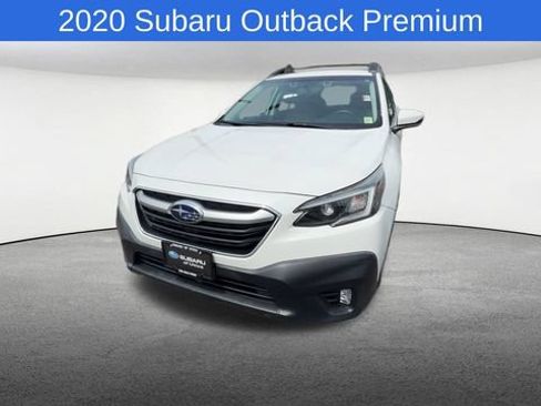 Used 2020 Subaru Outback Premium w/ Popular Package #1 AWD/4WD image 3