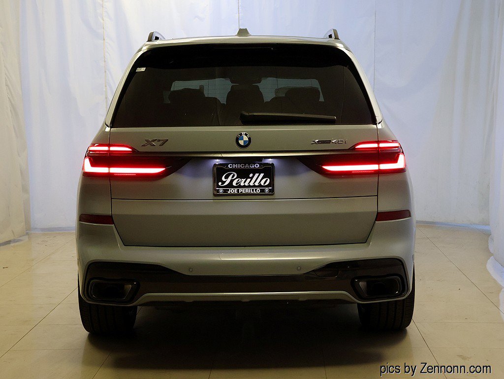 Used 2027 BMW X7 xDrive40i w/ M Sport Package AWD/4WD image 7