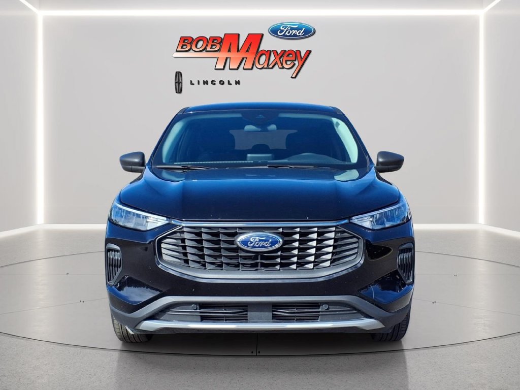 Used 2024 Ford Escape Active AWD/4WD image 2