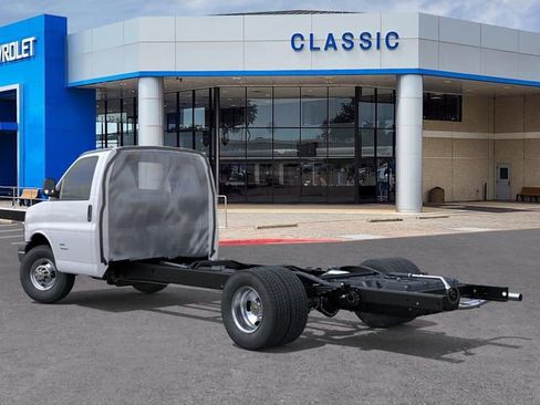 New 2026 Chevrolet Express 3500 w/ Power Convenience Package RWD image 3