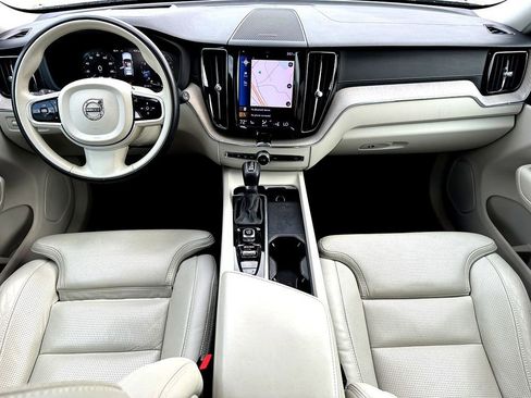 Used 2021 Volvo XC60 T5 Inscription w/ Advanced Package image 28