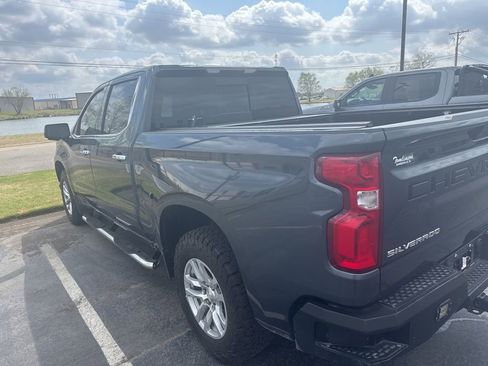 Used 2019 Chevrolet Silverado 1500 LTZ w/ LTZ Plus Package image 2