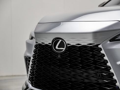 Used 2023 Lexus RX 500h F Sport w/ Cold Area Package AWD/4WD image 31