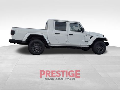 New 2026 Jeep Gladiator Sport image 4