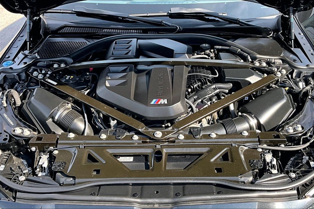 Used 2024 BMW M4 xDrive Competition AWD/4WD image 12