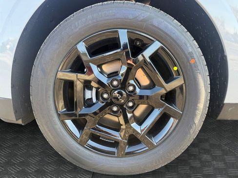 New 2026 Kia Carnival SX FWD image 20