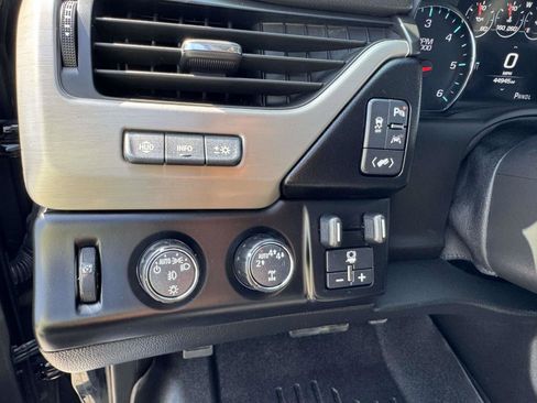 Used 2019 GMC Yukon XL Denali w/ Open Road Package image 22