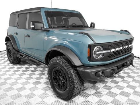 Used 2023 Ford Bronco Wildtrak AWD/4WD image 2
