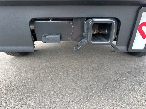 New 2025 Ford Maverick XLT w/ XLT Luxury Package image 13