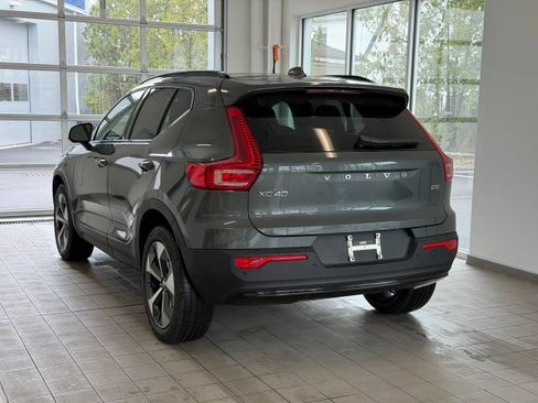 New 2026 Volvo XC40 B5 Plus w/ Climate Package image 8