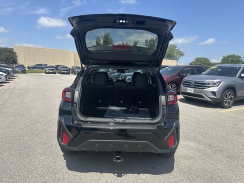 Used 2024 Subaru Crosstrek 2.0i Premium AWD/4WD image 10