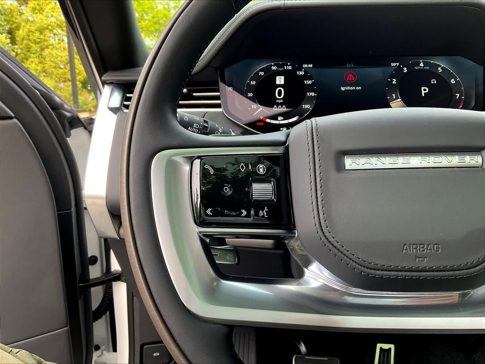 New 2026 Land Rover Range Rover SV AWD/4WD image 17