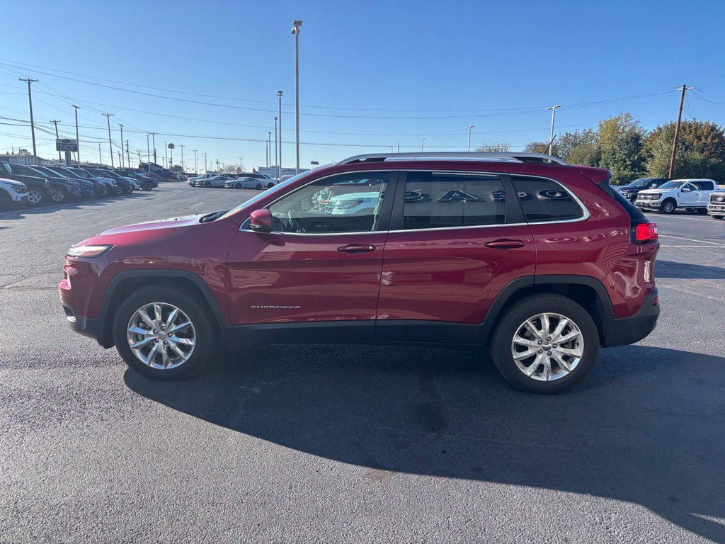 Used 2015 Jeep Cherokee Limited AWD/4WD image 7