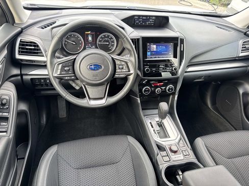 Used 2023 Subaru Forester Premium image 9