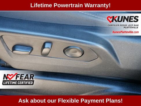 Used 2023 GMC Yukon SLE AWD/4WD image 22