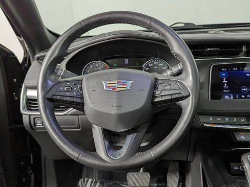 Used 2019 Cadillac XT4 Premium Luxury w/ Cold Weather Package image 32