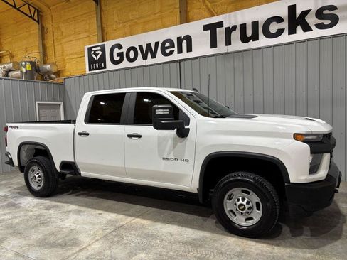 Used 2021 Chevrolet Silverado 2500 W/T w/ WT Convenience Package AWD/4WD image 3