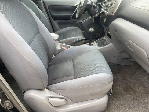 Used 2003 Toyota RAV4 2WD image 24