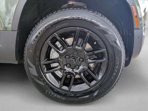 New 2026 Land Rover Defender 110 S image 10