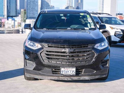 Used 2020 Chevrolet Traverse LS w/ LPO, Black Accent Package FWD image 2