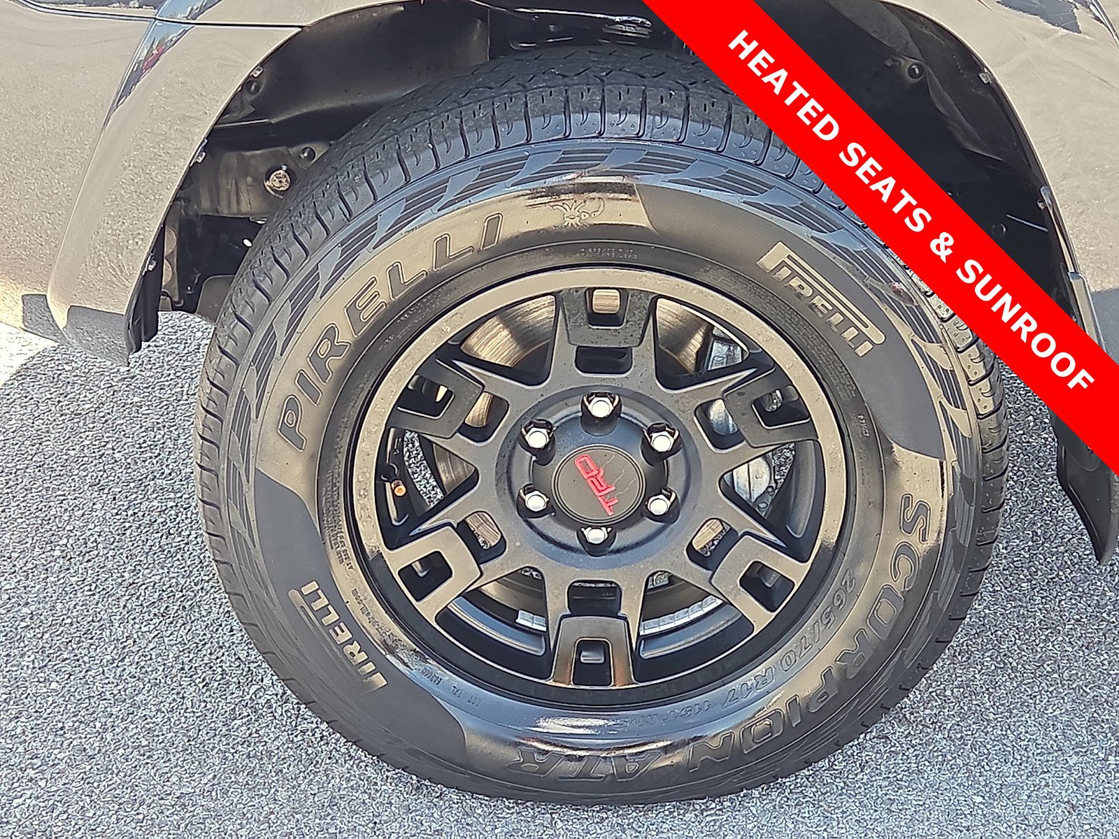 Used 2024 Toyota 4Runner TRD Off-Road Premium w/ Moonroof Package AWD/4WD image 7