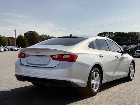 Used 2019 Chevrolet Malibu LS FWD image 9