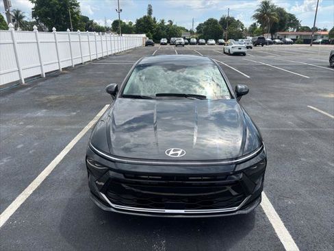 Used 2025 Hyundai Sonata SEL FWD image 4