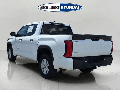 Used 2022 Toyota Tundra SR5 AWD/4WD image 6