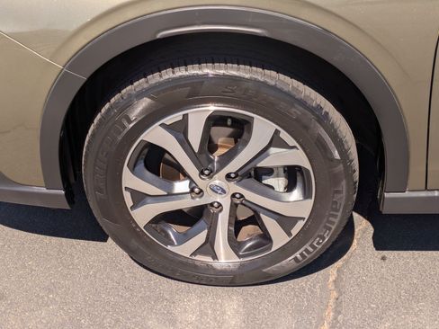 Used 2022 Subaru Outback Touring w/ Tech Package 2 AWD/4WD image 13