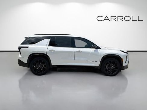 Used 2024 Chevrolet Traverse RS w/ LPO, Floor Liner Package AWD/4WD image 2