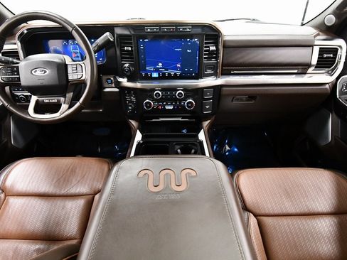 Used 2024 Ford F250 King Ranch image 3