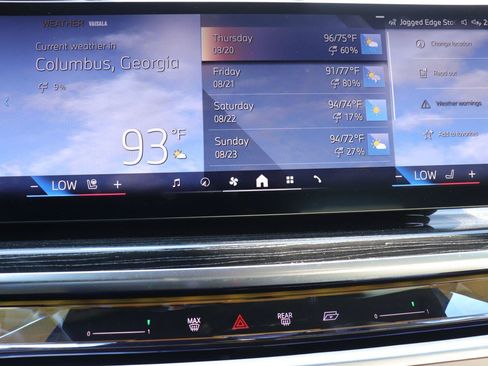 Used 2025 BMW 740i w/ Premium Package RWD image 35