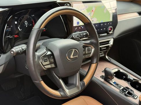 Certified 2025 Lexus RX 350 Premium w/ Accessory Package (Z1) FWD image 19