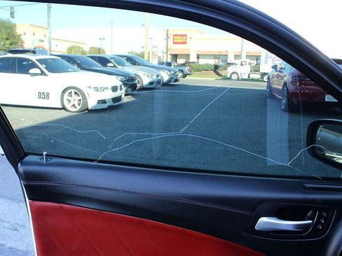 Used 2019 Dodge Charger Scat Pack w/ Plus Group image 9