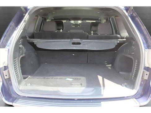 Used 2016 Jeep Grand Cherokee Laredo w/ Quick Order Package 23E image 9