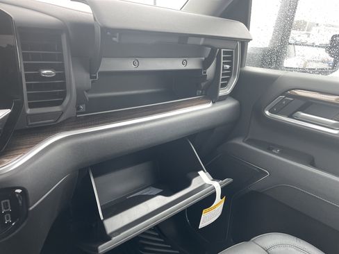 Used 2026 Chevrolet Silverado 2500 LT w/ Trail Boss Package image 44