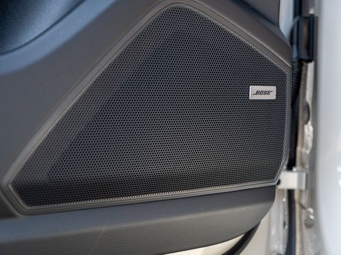 New 2026 Porsche Cayenne image 16